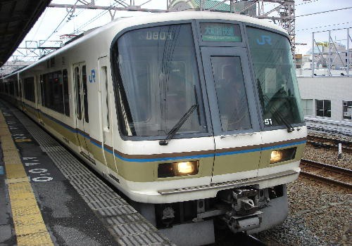 奈良電車区221系の8両編成 : まぁ～くんの乗り物情報日記