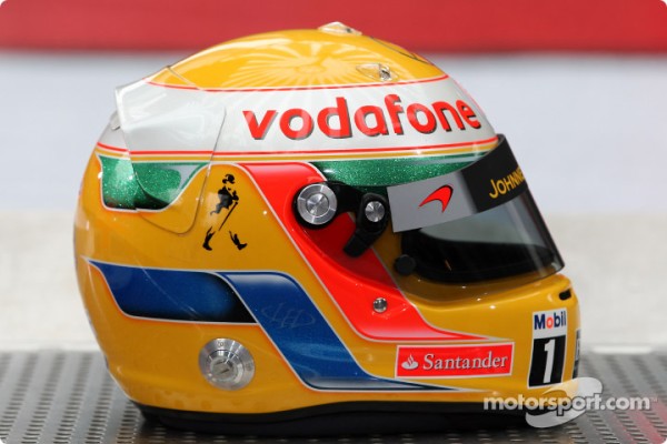 ルイス・ハミルトン（マクラーレン）： 2011年F1ヘルメット写真 : F1通信
