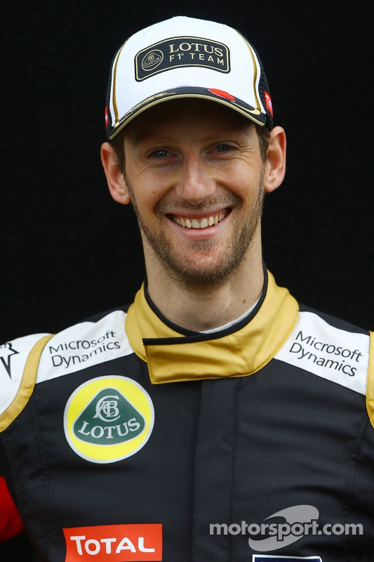 ロマン・グロージャン（ロータス）： F1レーシングスーツとヘルメット
