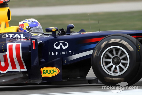 レッドブルRB7 走行写真： F1中国GP 2011年4月 : F1通信