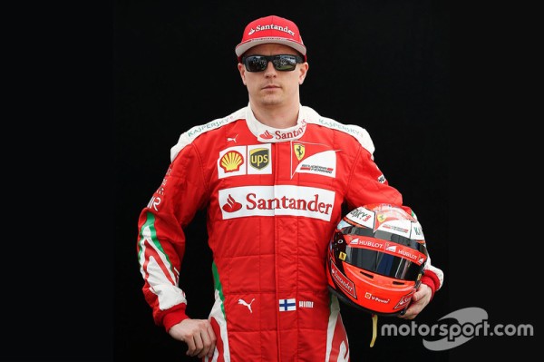 キミ・ライコネン（フェラーリ）： F1レーシングスーツとヘルメット