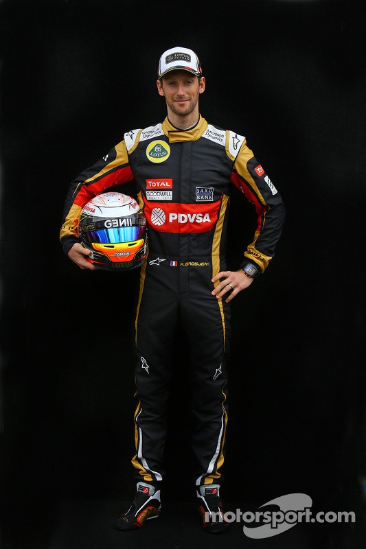 ロマン・グロージャン（ロータス）： F1レーシングスーツとヘルメット