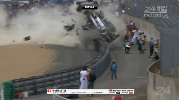 アラン・マクニッシュ、ル・マンの破滅的なクラッシュから生還： 写真