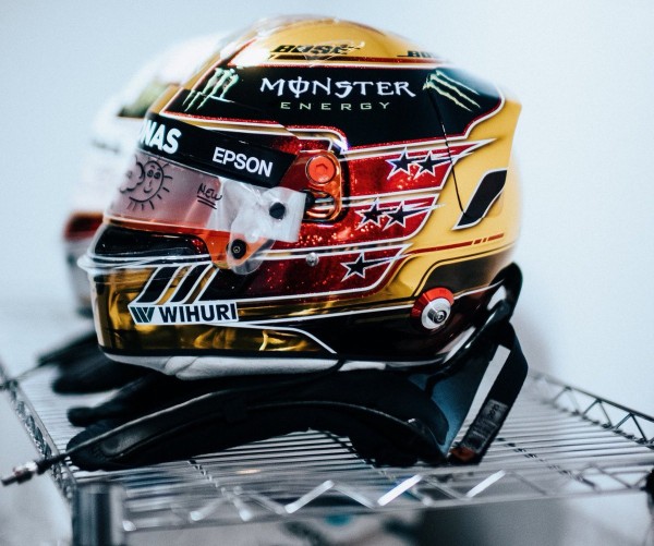 ルイス・ハミルトン、金色のヘルメット：2018年F1アブダビGP