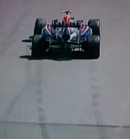 レッドブルの奇妙なタイヤ痕： F1カナダGP : F1通信