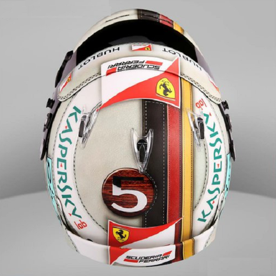 セバスチャン・ベッテル（フェラーリ） モナコ仕様F1ヘルメット写真 