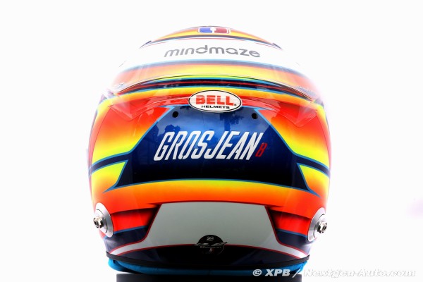 ロマン・グロージャン ヘルメット写真 レーシングスーツ写真 2020年F1