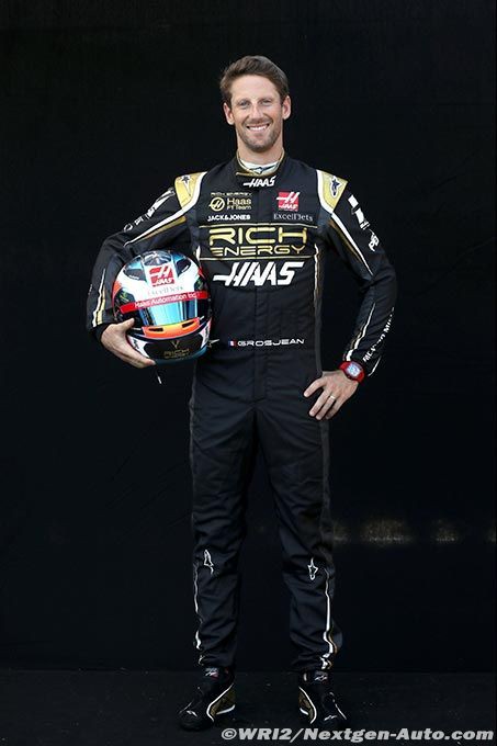 ロマン・グロージャン ヘルメット写真 レーシングスーツ写真：2019年F1