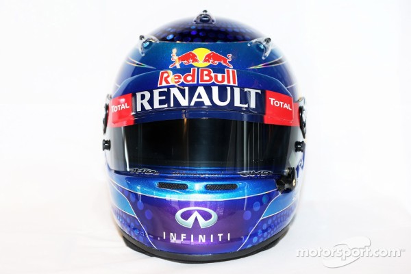 F1 レッドブル　1/2ヘルメット　セバスチャンベッテルモデル セバスチャン・ベッテル（レッドブル）： F1ヘルメットとレーシング