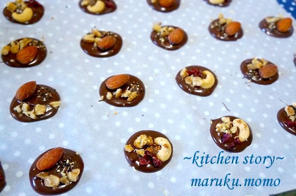 溶かすだけでフォトジェな バレンタインチョコ 100均のアレでラッピング Caf E Fuu Manma かふぇ風まんま Powered By ライブドアブログ