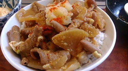 辛いもつ煮定食 おろしニンニク 辛い 焼肉あおぞら 渋川本店 耽溺 マサ青木の美食とクルマ