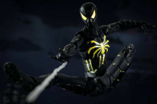 レビュー】S.H.figuarts スパイダーマン アンチオックスーツ : 関節