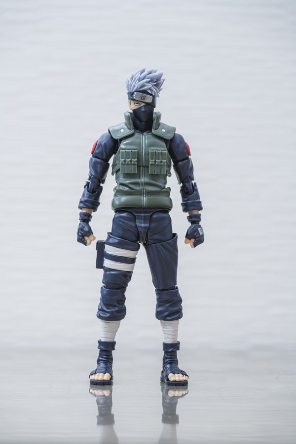 S.H.Figuarts はたけカカシ フィギュアーツ NARUTO ナルトNARUTO-ナルト-