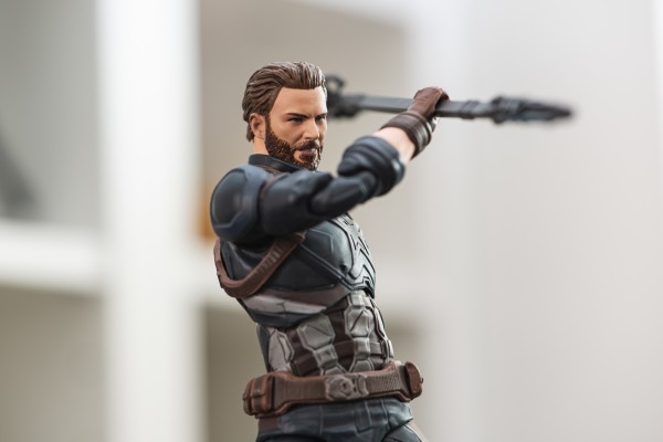 レビュー】MAFEX キャプテン・アメリカ (アベンジャーズ インフィニティ・ウォー) : 関節フィギュア庫