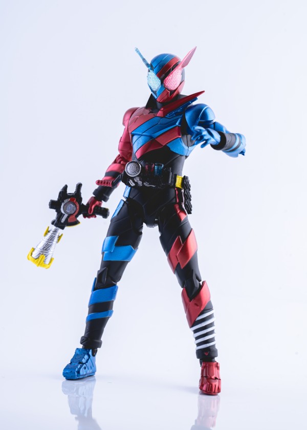レビュー】S.H.Figuarts 仮面ライダービルド ラビットタンクフォーム