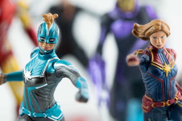 簡易レビュー】ディズニーストア アベンジャーズ エンドゲーム メガ