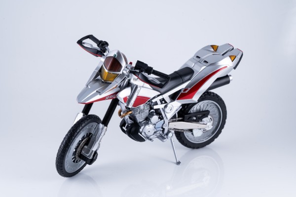 レビュー】S.H.figuarts オートバジン(ビークルモード) : 関節