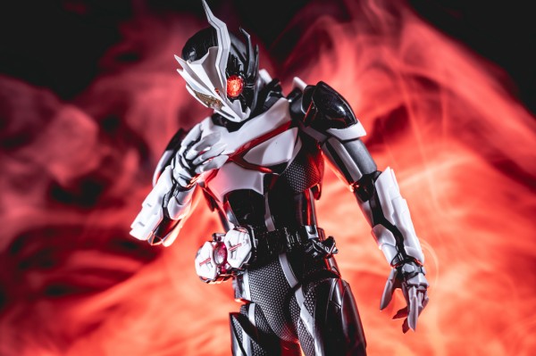 レビュー】S.H.figuarts 仮面ライダーアークワン : 関節フィギュア庫