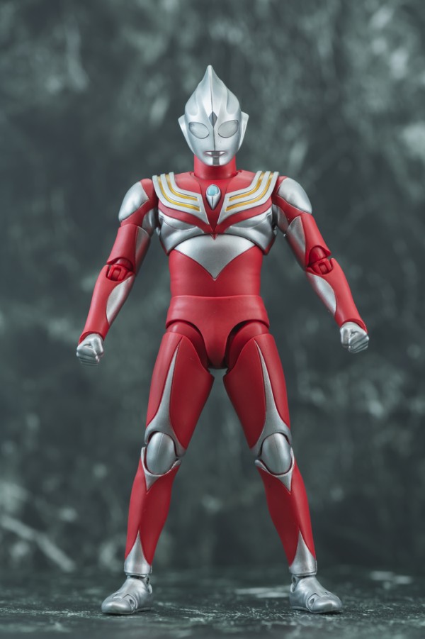 レビュー】S.H.figuarts ウルトラマンティガ パワータイプ 真骨彫製法 : 関節フィギュア庫