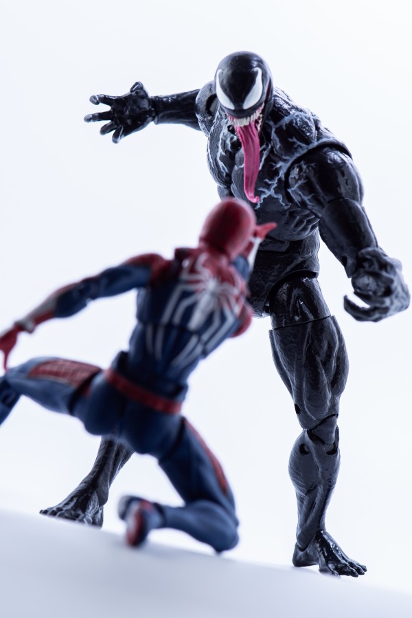 レビュー】マーベルレジェンド ヴェノム(実写映画版) : 関節フィギュア庫