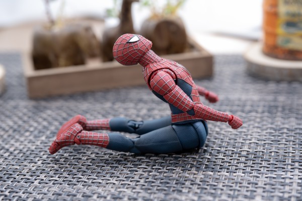 フィギュアーツ　フレンドリー　ネイバーフッド　スパイダーマン スパイダーマン：ノー・ウェイ・ホーム」より「フレンドリー