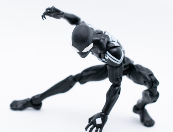 マーベルレジェンド　シンビオートスパイダーマン　キングピンボーナス顔パーツ付き マーベルレジェンド シンビオートスパイダーマン キングピン