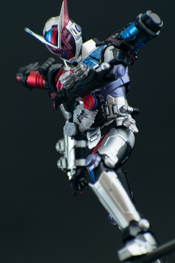 レビュー】S.H.figuarts 仮面ライダージオウ ビルドアーマー : 関節
