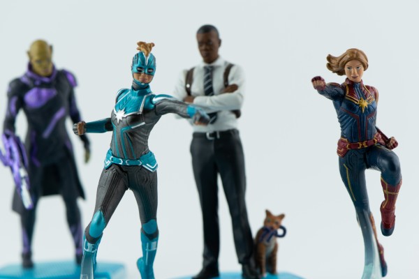 簡易レビュー】ディズニーストア アベンジャーズ エンドゲーム メガ