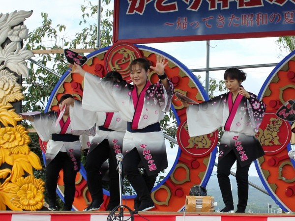 明日の8月日はかとり神社の夏祭りだよ のんびりと高知で