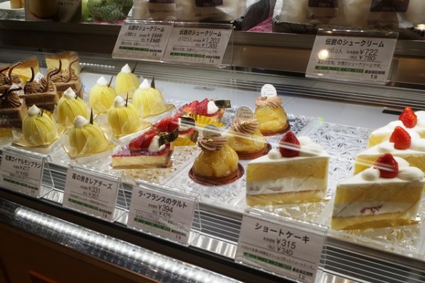 大津の浜幸でケーキを買って帰った のんびりと高知で