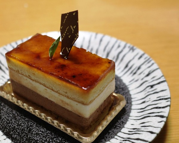 高知西バイパス米田のケーキ屋 て作りoyatuもぐ もぐ でケーキを買った のんびりと高知で