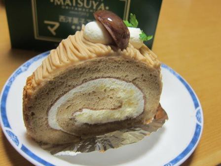 マツヤでケーキを買って帰る のんびりと高知で