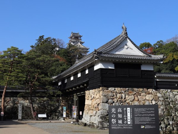 文豪ストレイドッグス 高知県立文学館 江戸川乱歩の華麗なる本棚 を見に行った のんびりと高知で