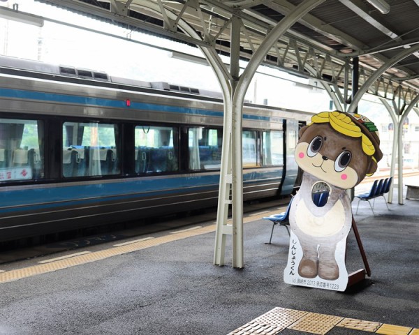 土讃線「須崎駅」を散策 : のんびりと高知で