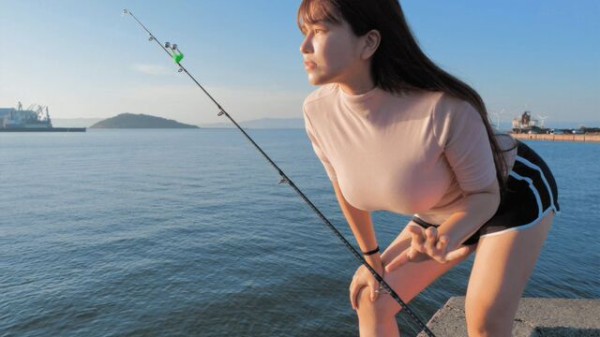 悲報 釣り女子 知識ゼロでもお胸が大きすぎて1万フォロワー Mashlife通信 悲報 釣り女子 知識ゼロでもお胸が大きすぎて1万フォロワー Mashlife通信