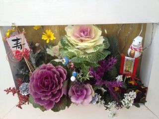 葉牡丹メインのお正月用花はなフレーム寄せ植え 静岡 藤枝市の花屋マスダグリーン 社長のブログ