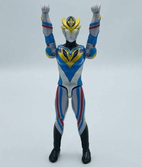 ウルトラアクションフィギュア ウルトラマンデッカー