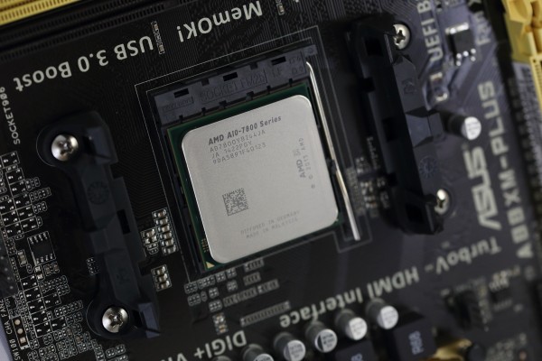 AMD A10-7800（4コア 3.5Ghz）と対応マザーボード