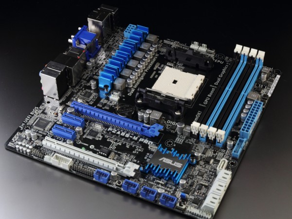 ASUS製Socket FM2対応マザー『F2A85-M PRO』 : BlogなMaterialisticA