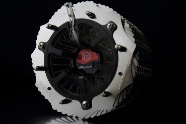 希少品/thermatake spinQ vt CPUクーラー Thermaltake Launches SpinQ VT CPU Cooler with Special LED