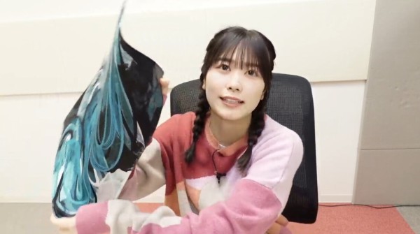 日向坂46】丹生ちゃん使用のゲーミングデバイスがこちら！ : 日向坂46