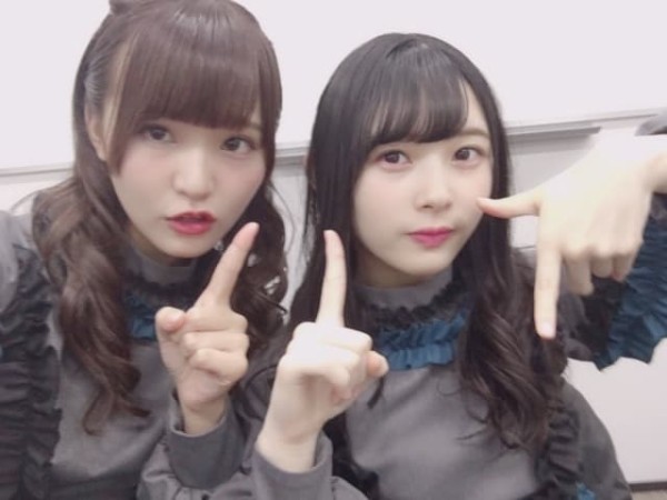 高瀬愛奈、親友 柿崎芽実の卒業について綴る。まなふぃ「やっぱり