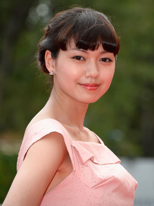 芸能 二階堂ふみ ピーチ姫 新cmで急成長したfカップが激しく揺れまくり 芸能にゅーす爆速
