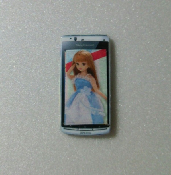 コスト0円 チラシで ミニチュア スマートフォンの作り方 画面が変えられます お金をかけずに簡単 可愛いミニチュアの作り方