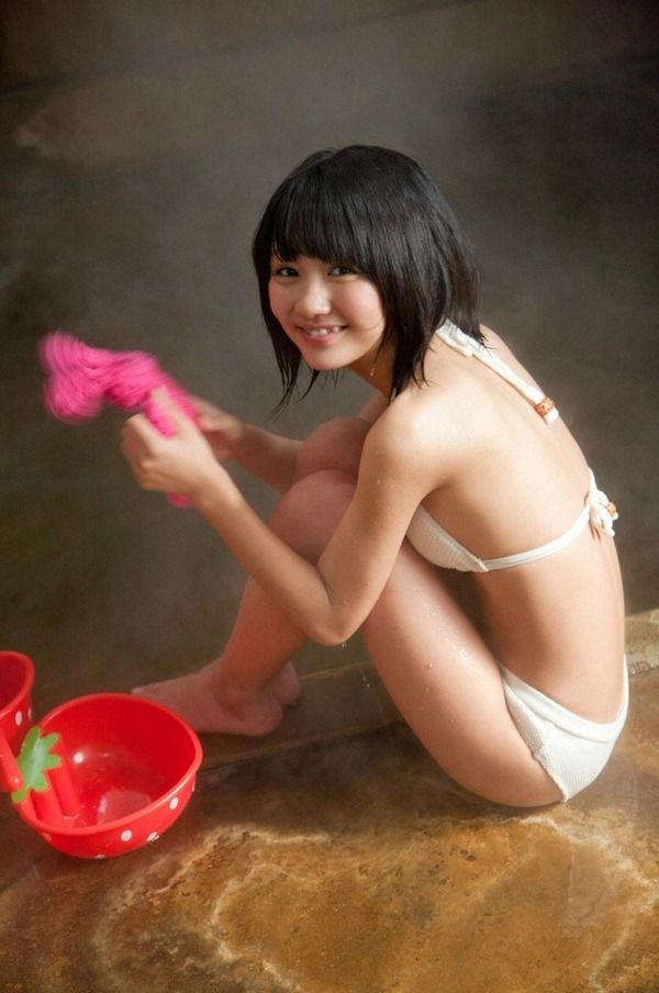 水着画像 夢みるアドレセンスの荻野可鈴 17歳 身長150cm がロリかわいすぎる 泣き虫スナイパ がアルバムチャート Akb48お宝グラビア画像速報 Akb48お宝グラビア画像速報