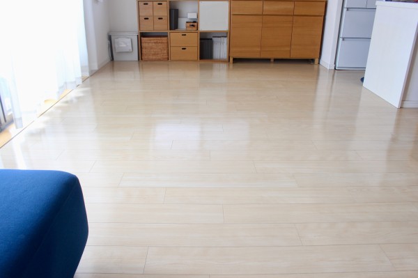 久々にフローリング登場 カーペットを剥がしてワックスがけ 良品生活 Powered By ライブドアブログ