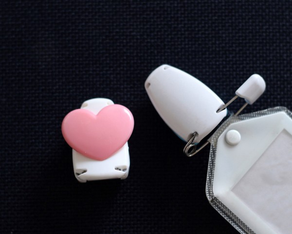 新入生のママ必見 穴の開かない 名札クリップ がおすすめ 良品生活 Powered By ライブドアブログ 新入生のママ必見 穴の開かない 名札クリップ がおすすめ 良品生活 Powered By ライブドアブログ
