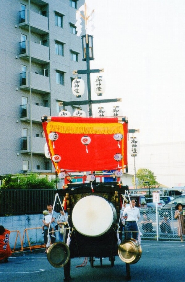 祭車紹介【弥富市 鯏浦 前新田】 : 神社前2F特設祭事場