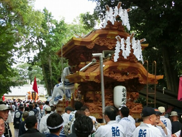 富田林市 錦織神社秋祭り② : 神社前2F特設祭事場