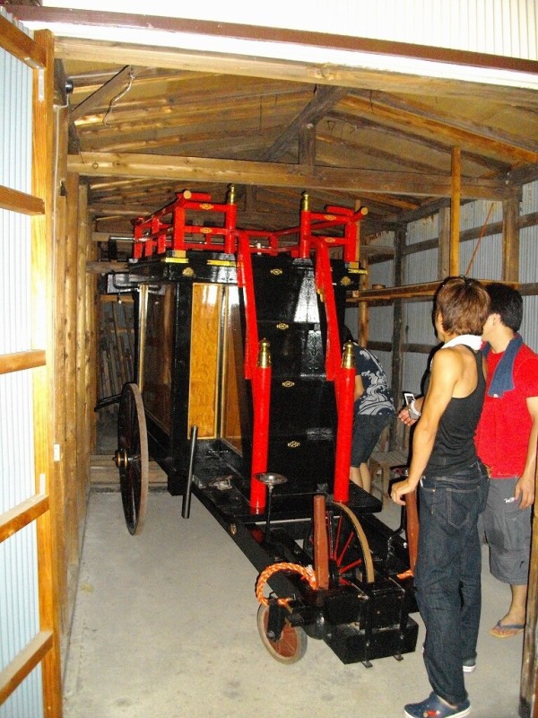 祭車紹介【弥富市 鯏浦 前新田】 : 神社前2F特設祭事場